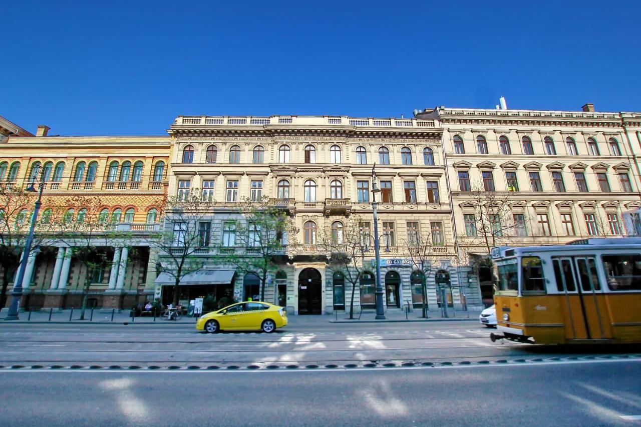 Hip Apartment At The Museum Будапеща Екстериор снимка